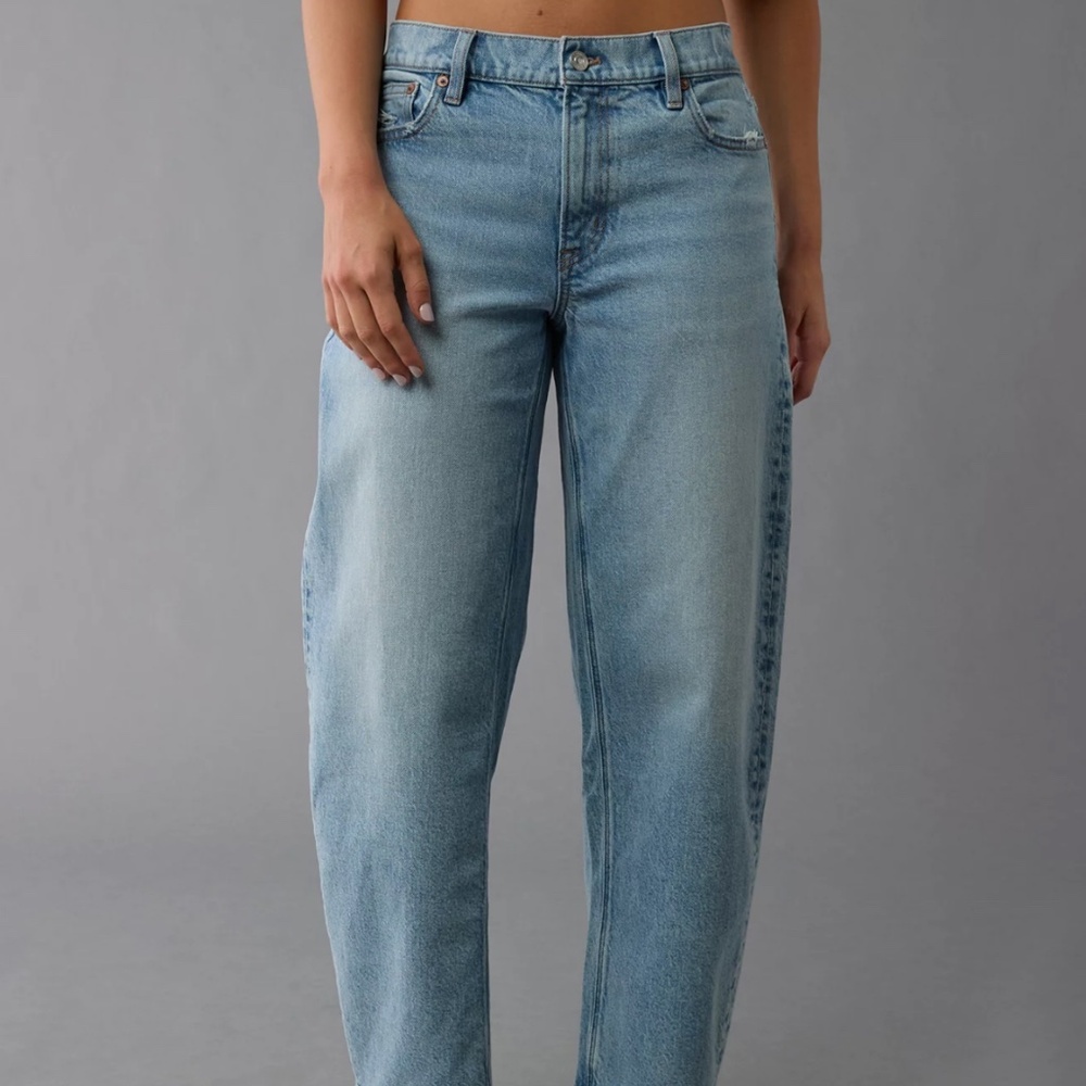 AE Stretch Barrel Jeans - Size 12 Short